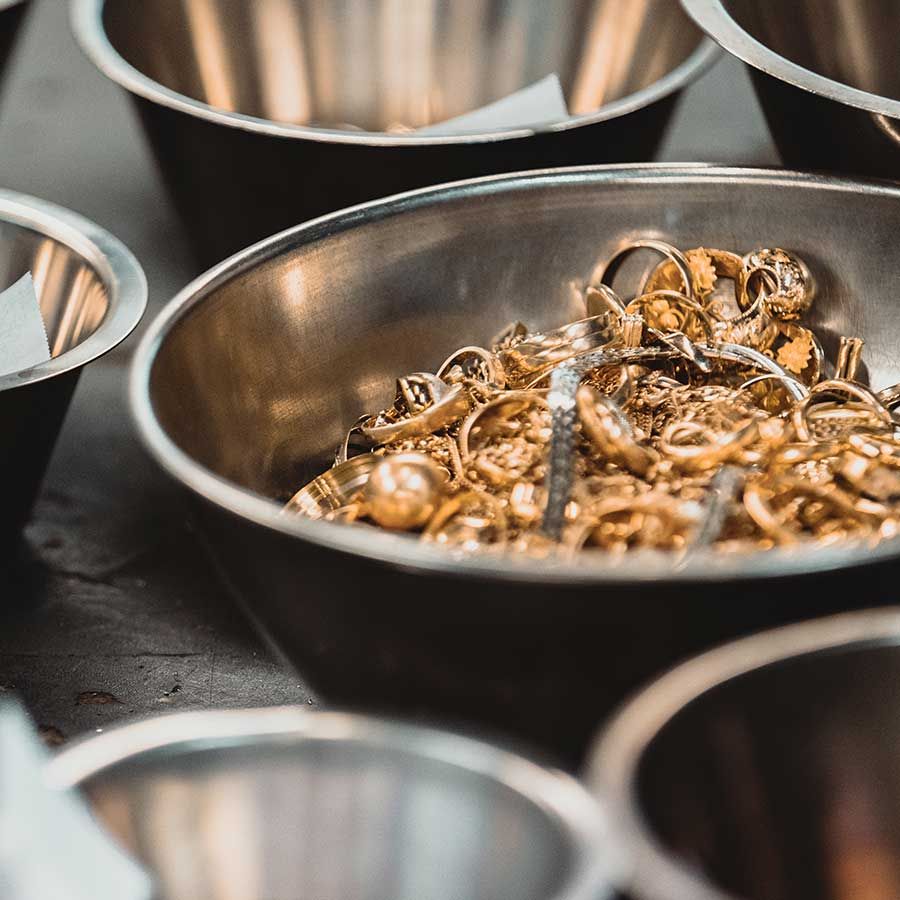 Ostamme Kultaa Ja Hopeaa K A Rasmussen Ostamme Kultaa Ja Hopeaa K A Rasmussen